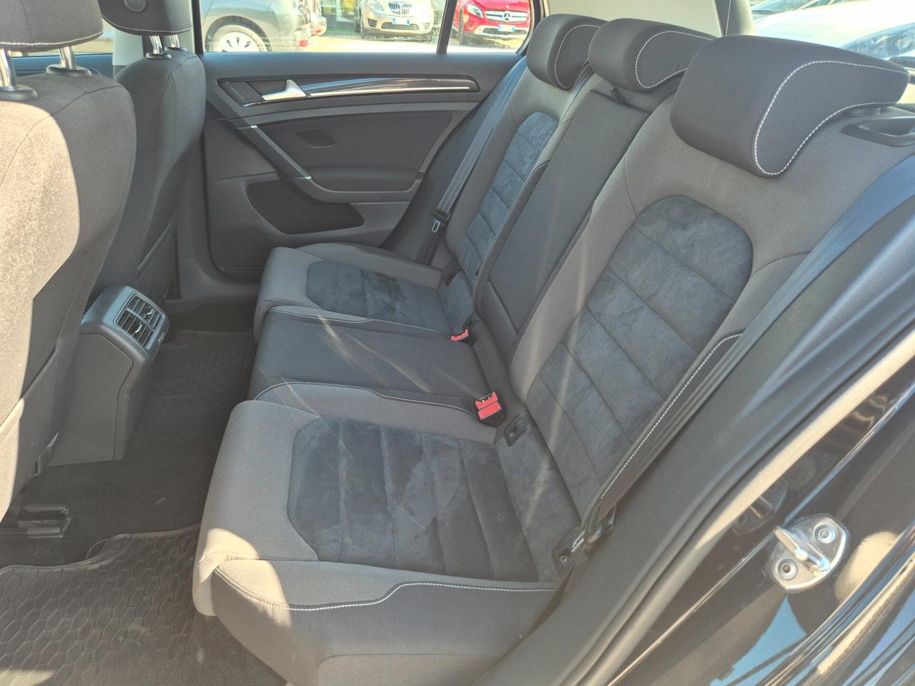 Volkswagen Golf 1.6 TDI 5p. Trendline BlueMotion Technology