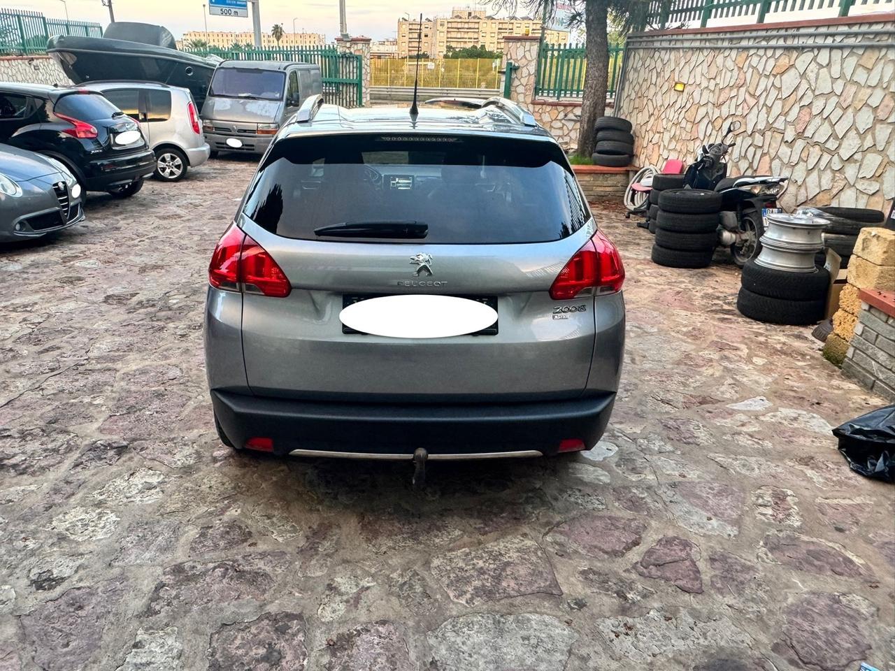 Peugeot 2008 1.6 e-HDi 115 CV Stop&Start Féline