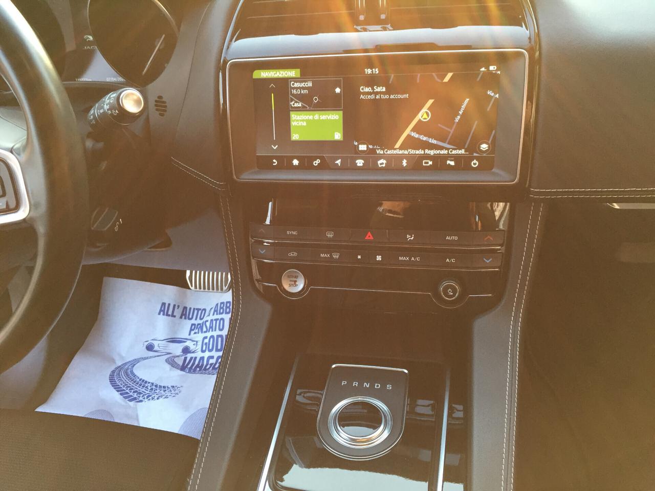 Jaguar F-Pace 2.0 D 180 CV AWD R-Sport