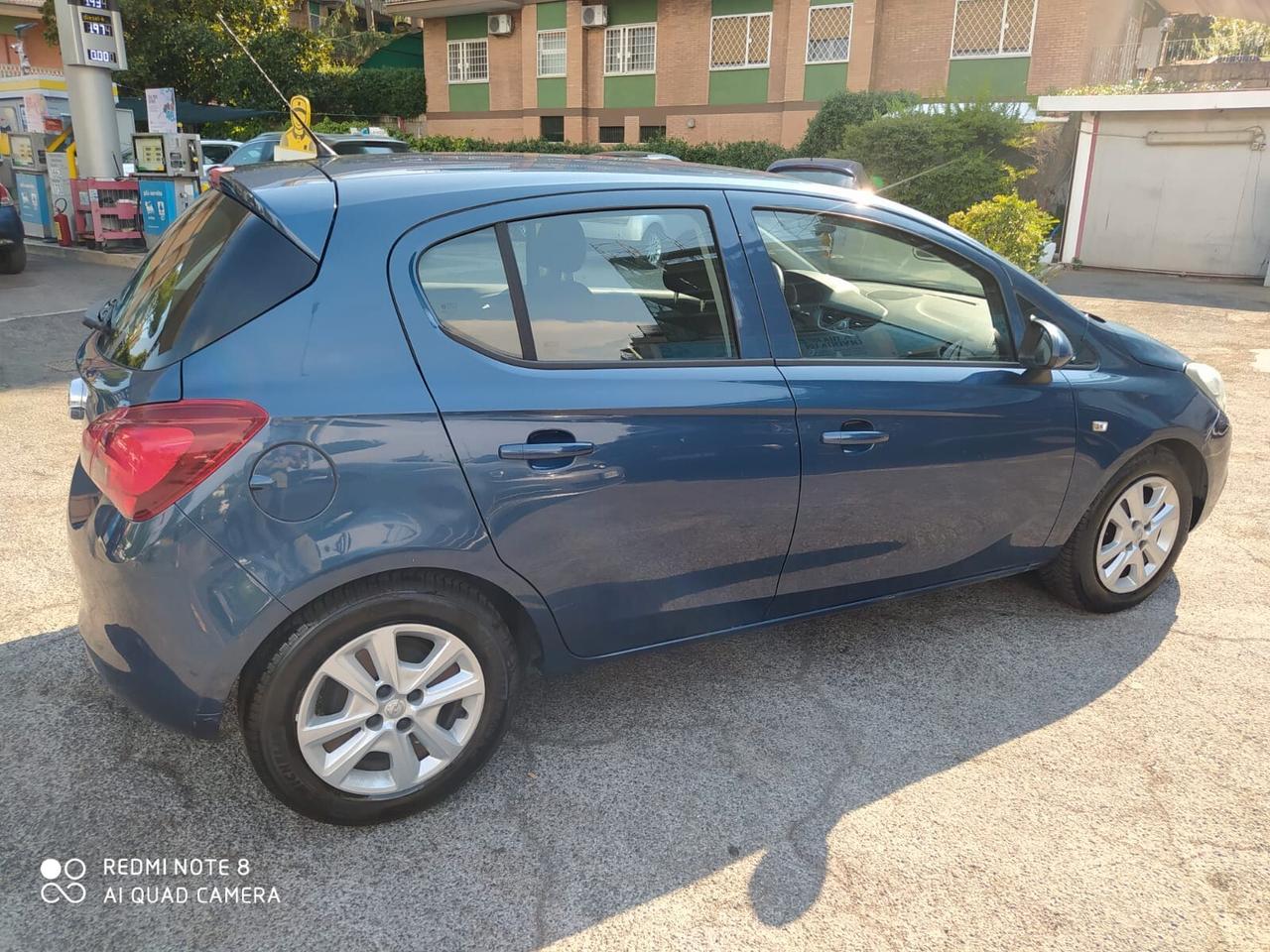 Opel Corsa 1.2 5 porte b-color