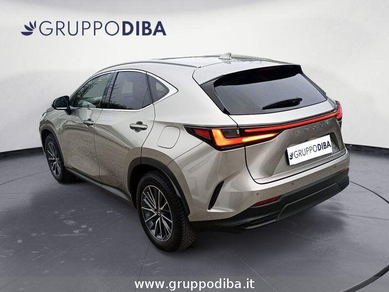 Lexus NX II 2022 350h 2.5 Premium 4wd 244cv e-cvt