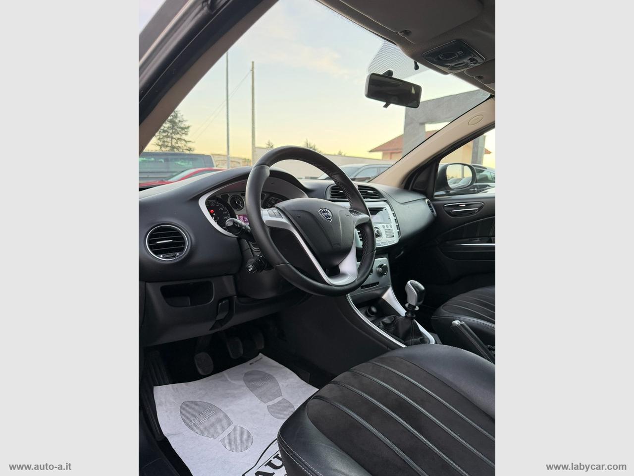 LANCIA Delta 1.4 T-Jet 120 CV PLATINUM Ecochic GPL