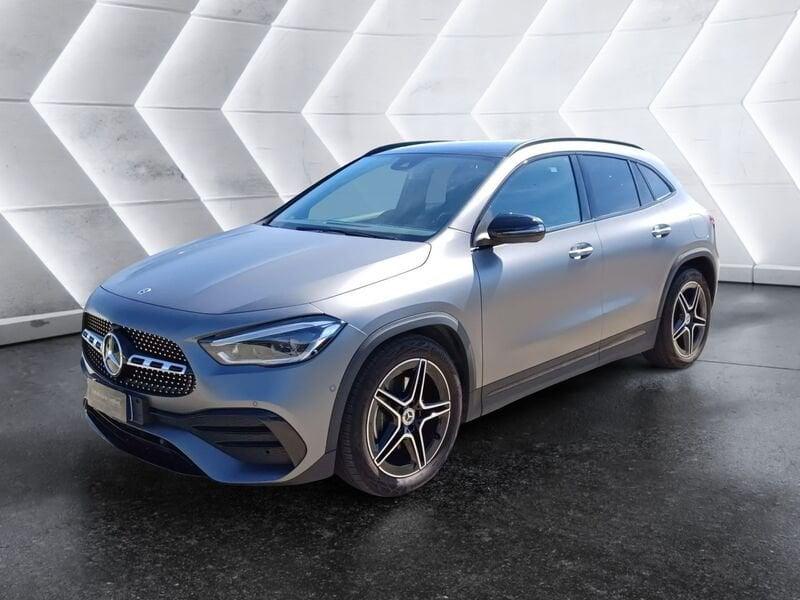 Mercedes-Benz GLA 180 d Premium auto
