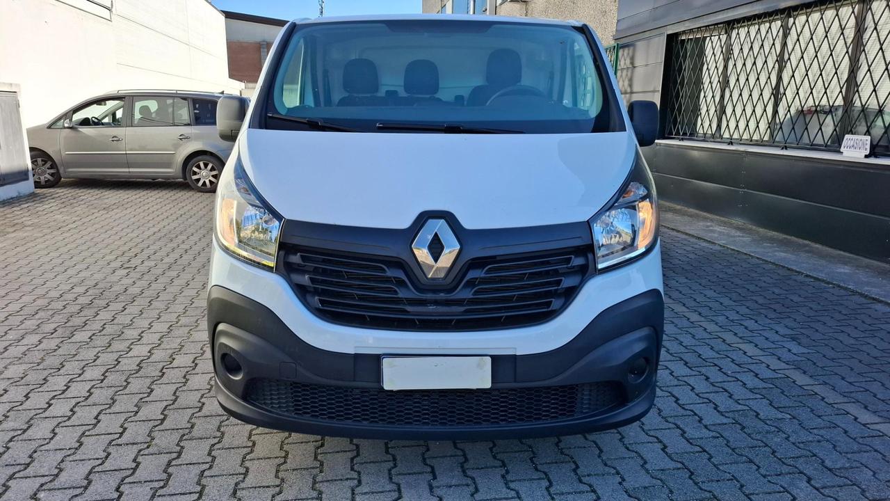 RENAULT Trafic T27 1.6 dci 120cv L1H1 Ice E6