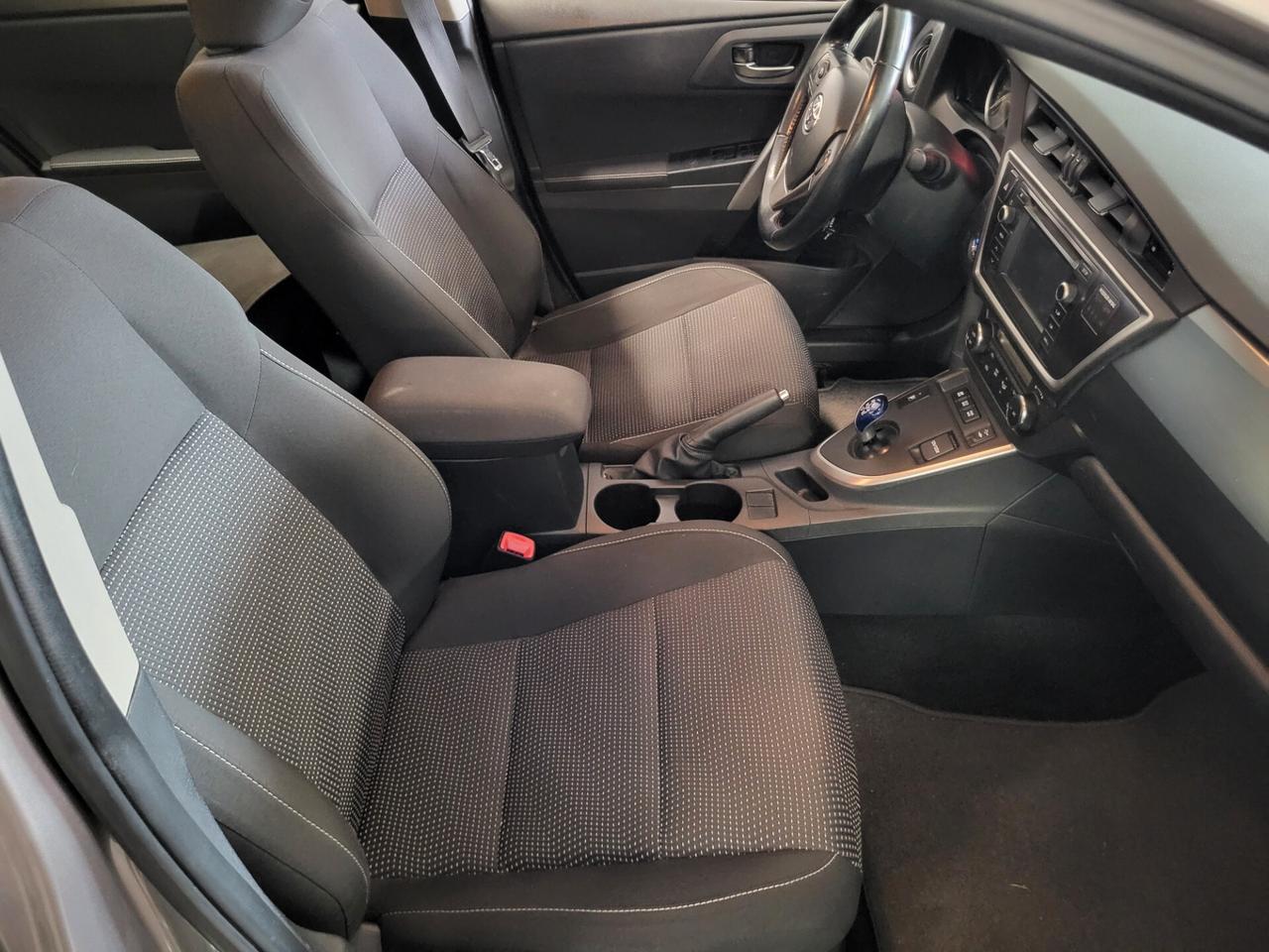 Toyota Auris 1.8 Hybrid 5 porte UNICO PROPRIETARIO!!PREZZO REALE!!GARANZIA 12 MESI!!