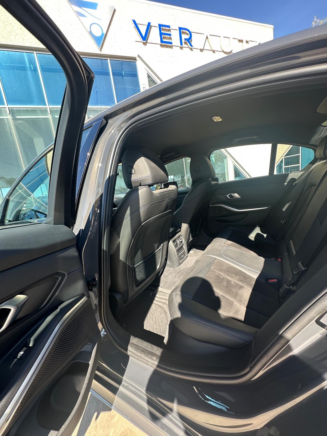 BMW 330 d mhev 48V xdrive Msport auto