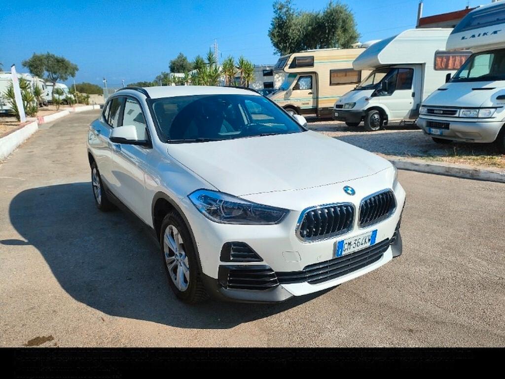 BMW X2 18D 150CV STEPTRONIC X-DRIVE BUSINESS X ( FARI LED - CRUISE - NAVI - PARK ASSISTANT - CERCHI 18 )