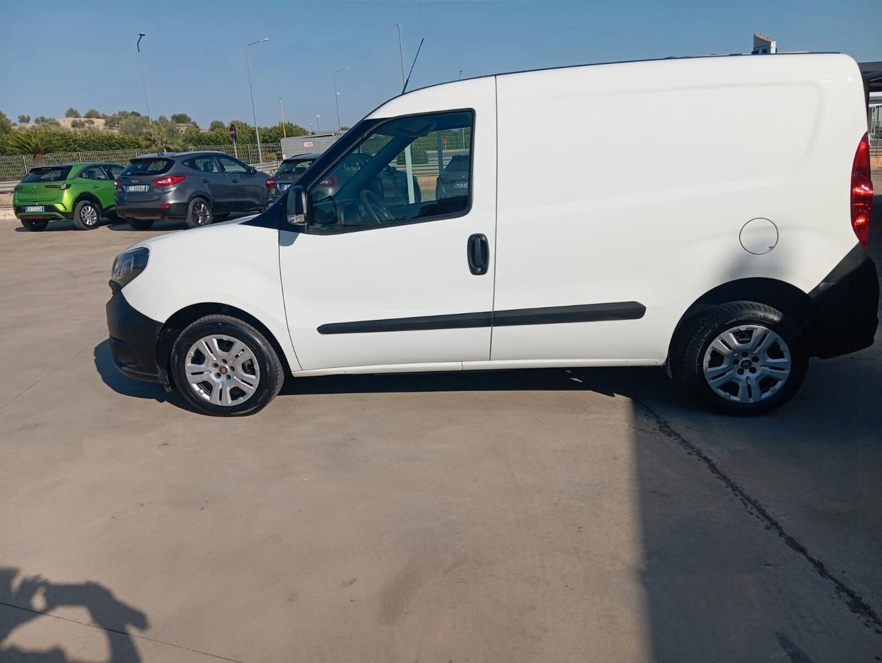 Fiat Doblo Cargo II versione cargo 1.6 mjt 105cv CH1 Lounge S&S, TRE POSTI