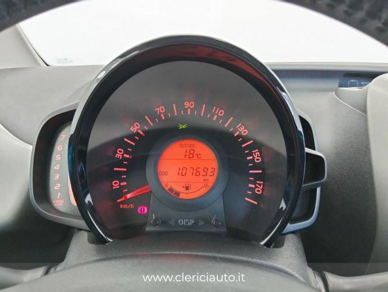 Toyota Aygo 1.0 VVT-i 69 CV 5 porte x-cite
