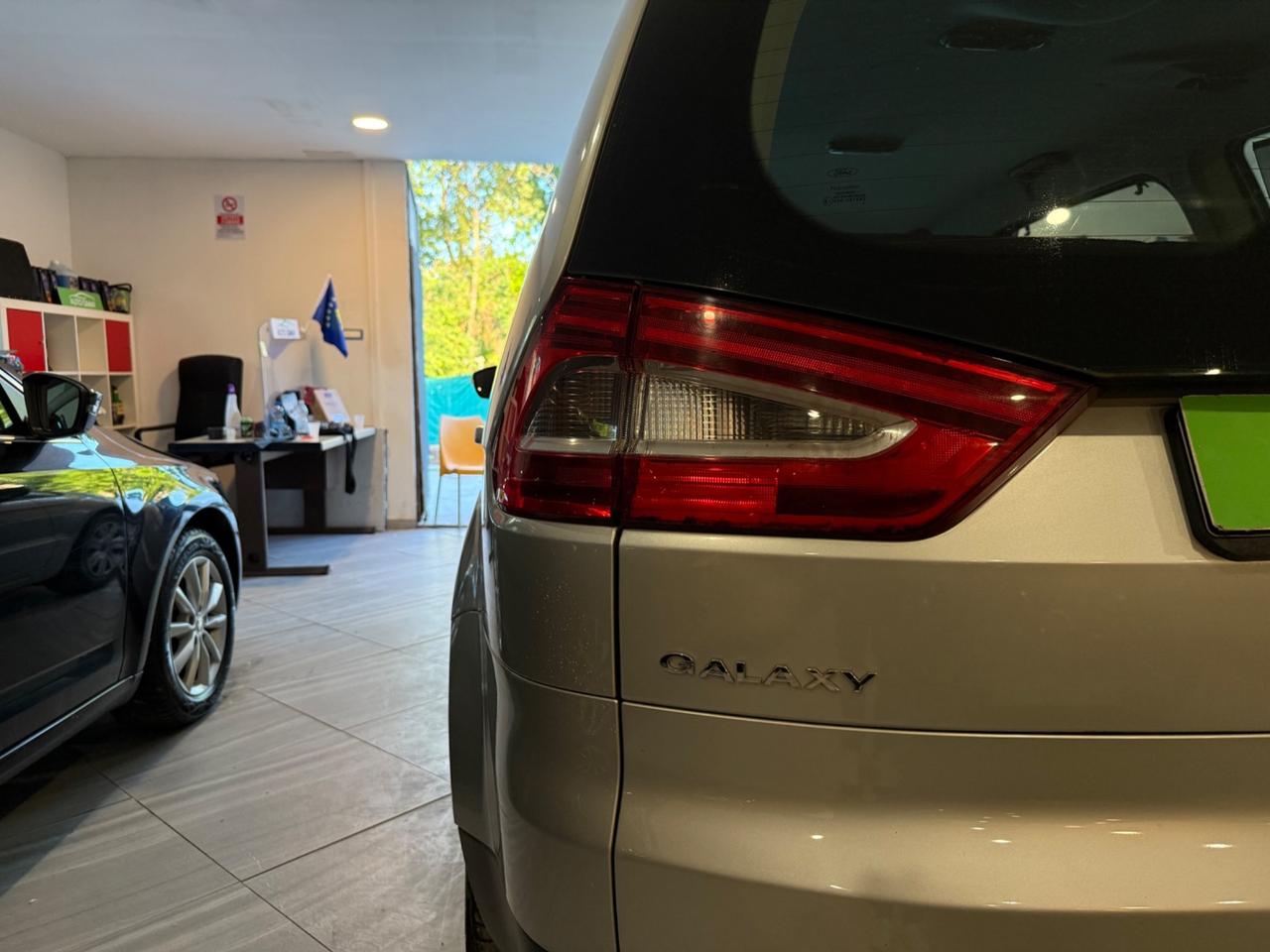Ford Galaxy 2.0d 7 POSTI ANNO 2012