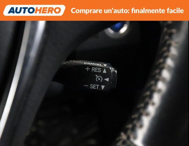 TOYOTA Auris Touring Sports 1.8 Hybrid Lounge
