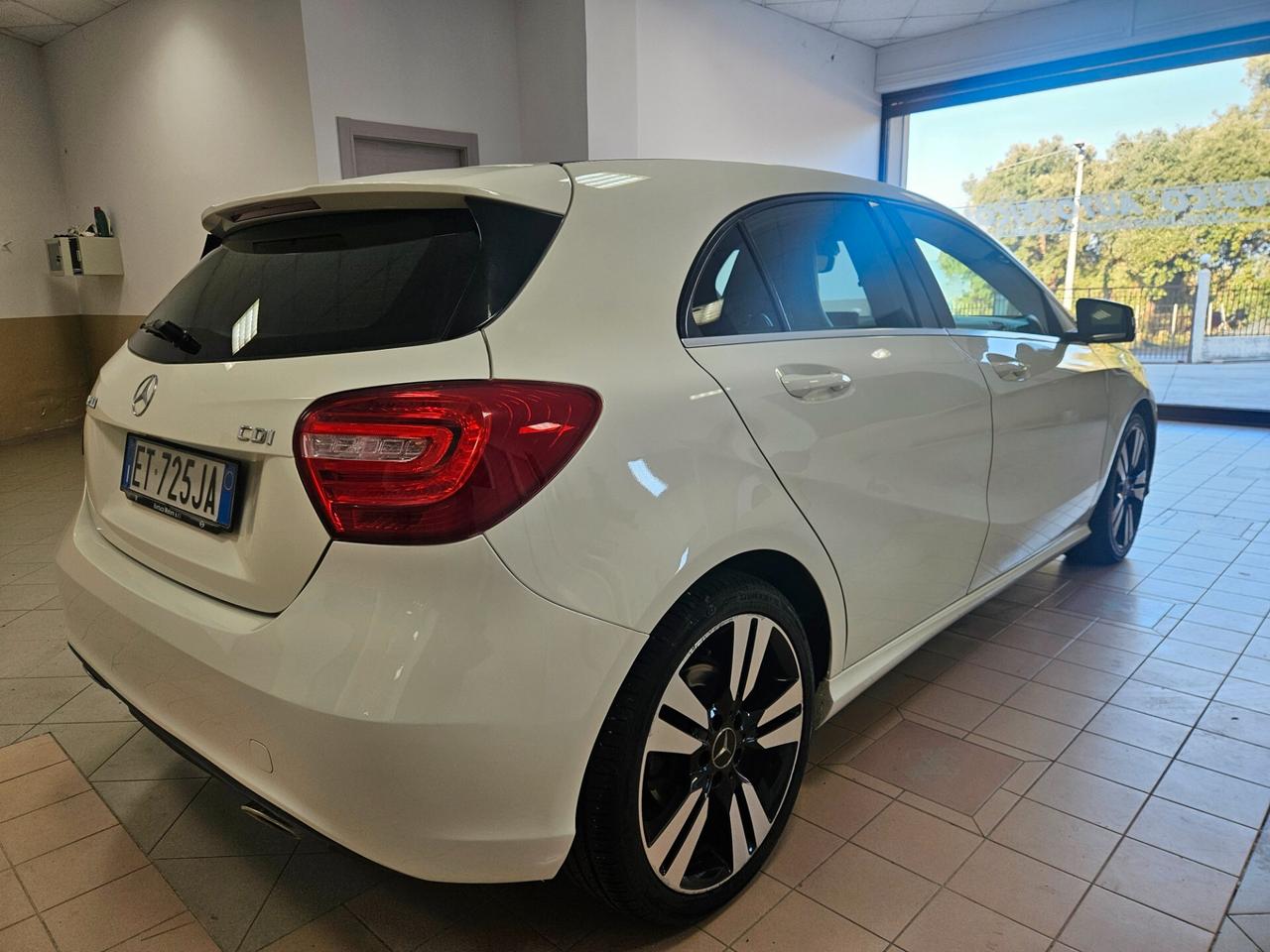 Mercedes-benz A 200 A 200 CDI Premium