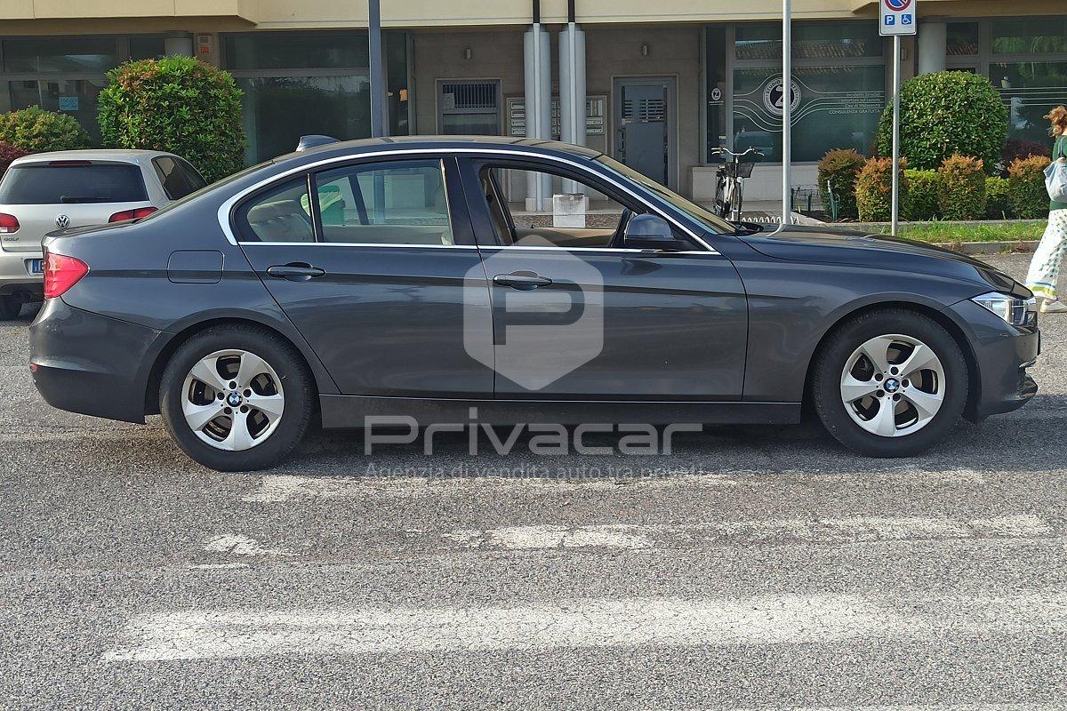 BMW 320d Efficient Dynamics Luxury