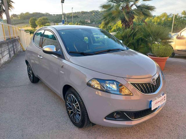 LANCIA Ypsilon 1.2 69 CV 5 porte GPL Alberta Ferretti