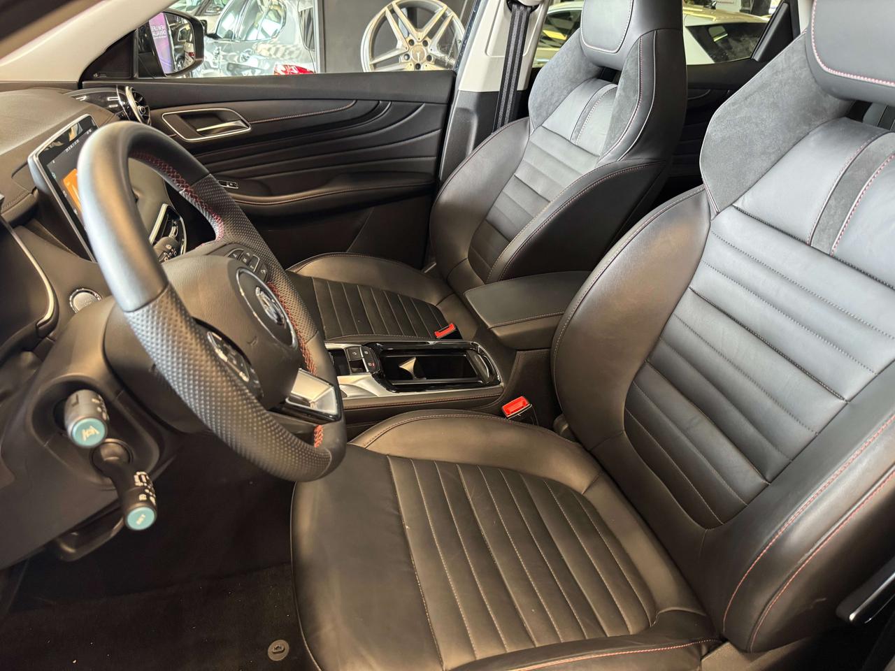 MG HS HS 1.5 t Luxury auto