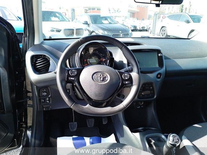 Toyota Aygo II 2018 5p 5p 1.0 x-fun 72cv
