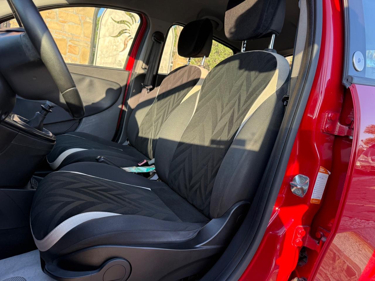 Lancia Ypsilon 1.2 69 CV 5 porte GPL Ecochic Mya