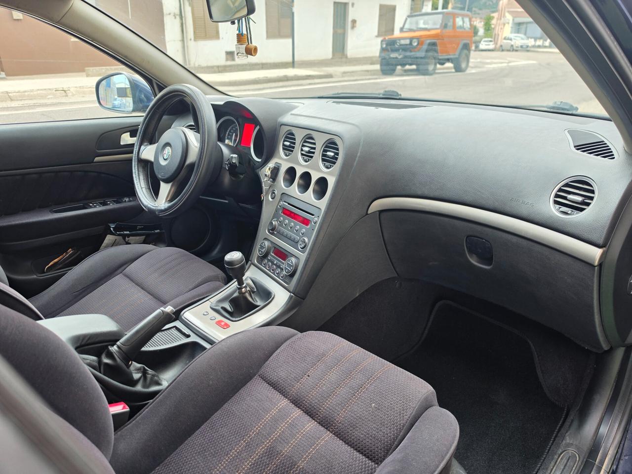 Alfa Romeo 159 1.9 JTDm Sportwagon Distinctive