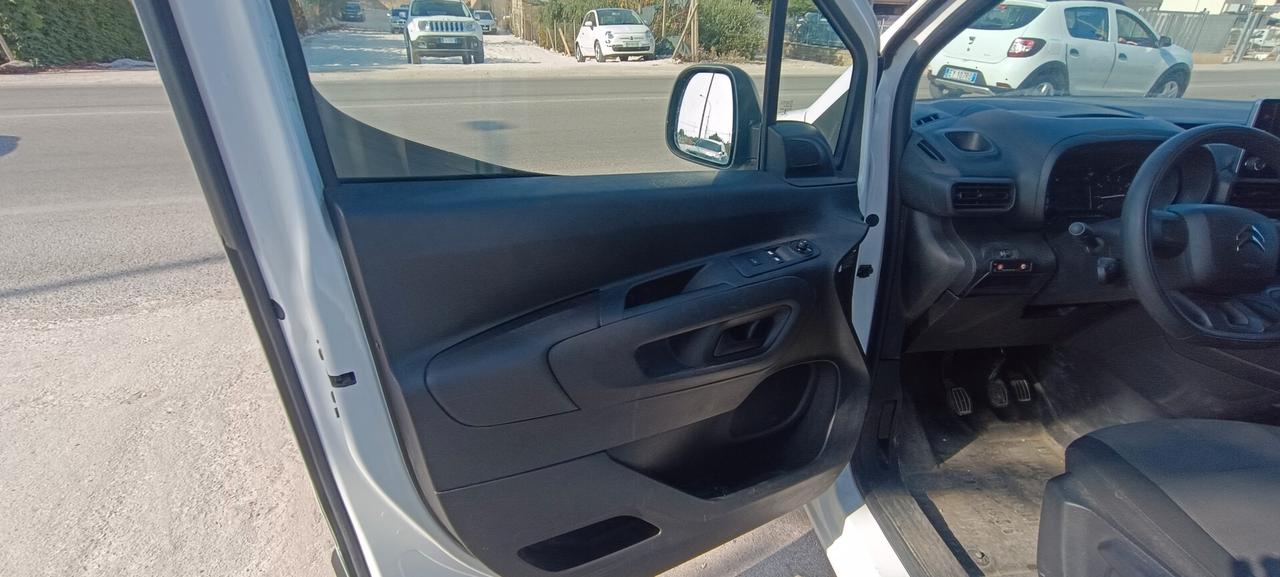 Citroen Berlingo BlueHDi 100 M Shine