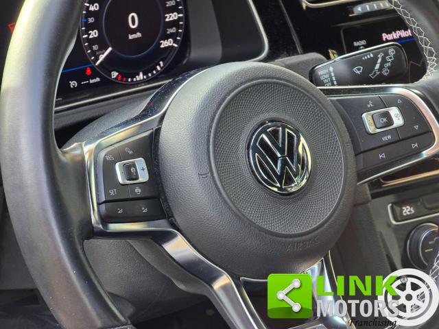 VOLKSWAGEN Golf 1.5 TSI 150 CV R-Line