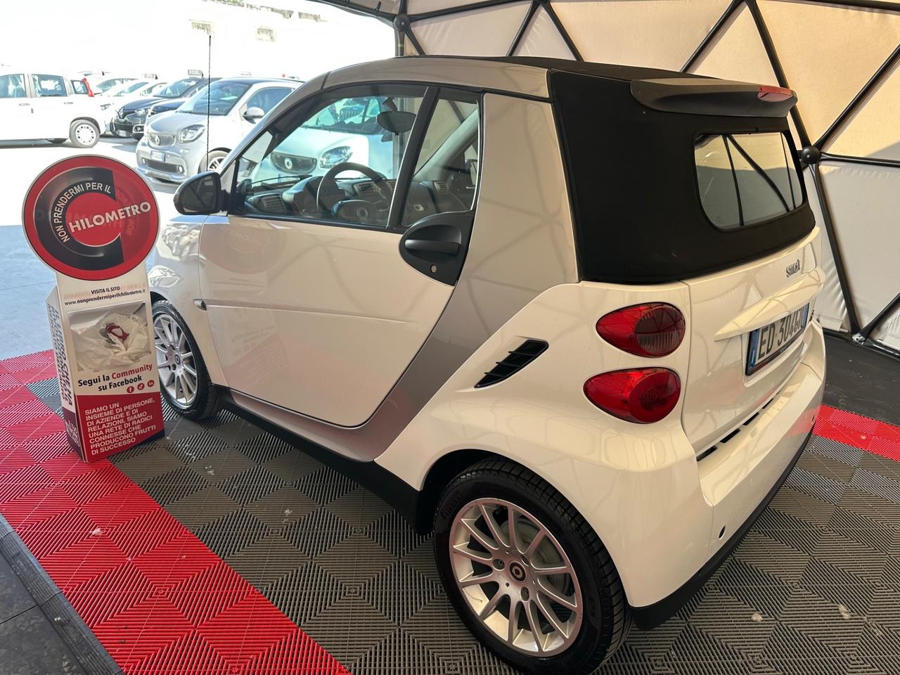 Smart ForTwo 1000 52 kW MHD cabrio passion