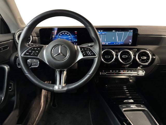 MERCEDES-BENZ CLA 180 d Automatic Shooting Brake Progressive Advanced