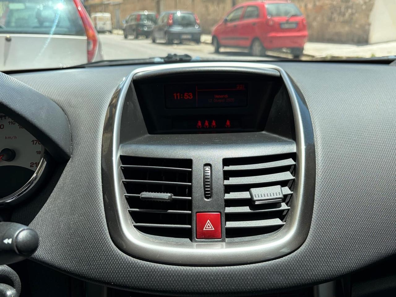 Peugeot 207 1.6 HDI 90CV 12 MESI DI GARANZIA