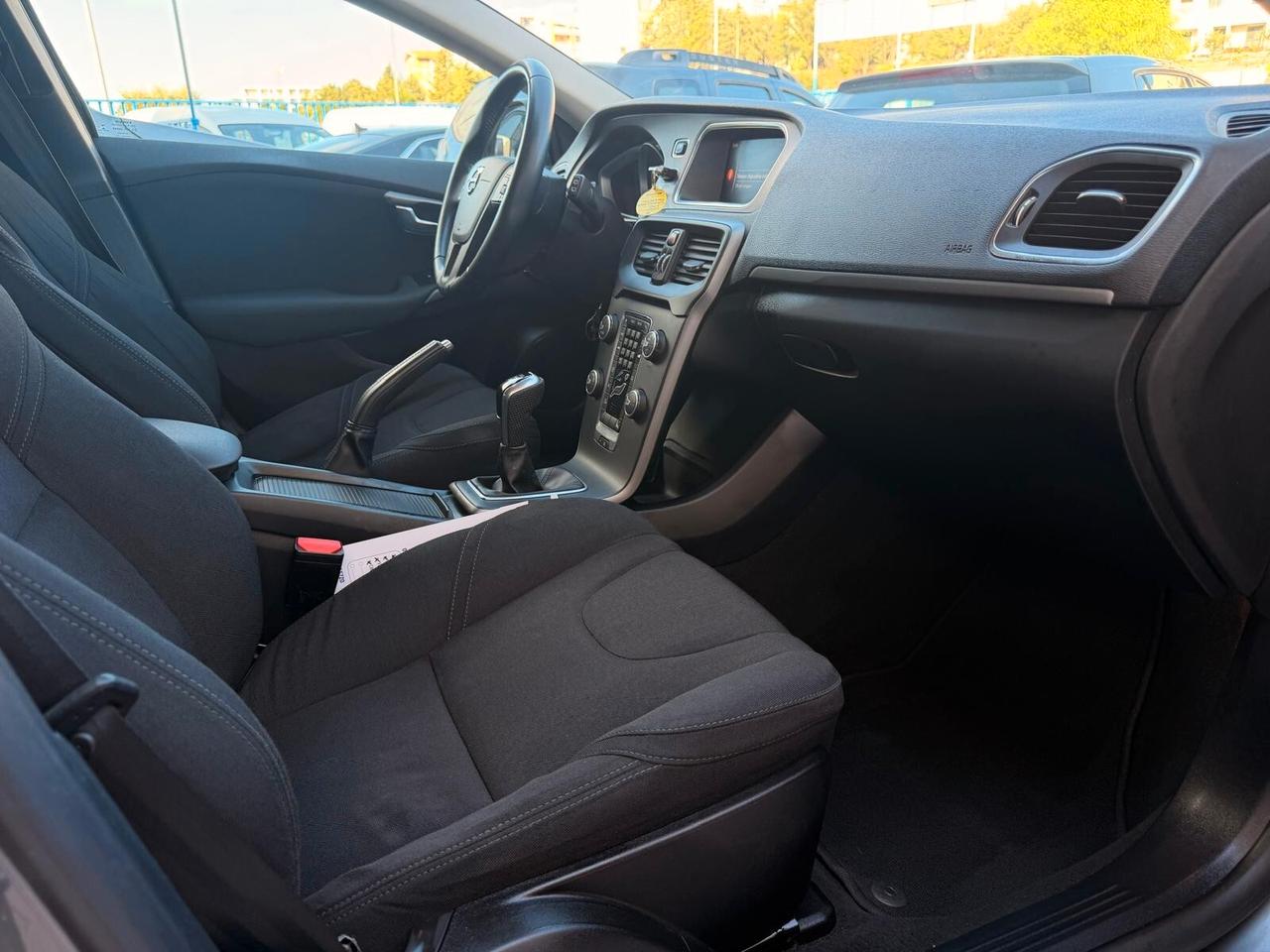 Volvo V40 D3 INSCRIPTION