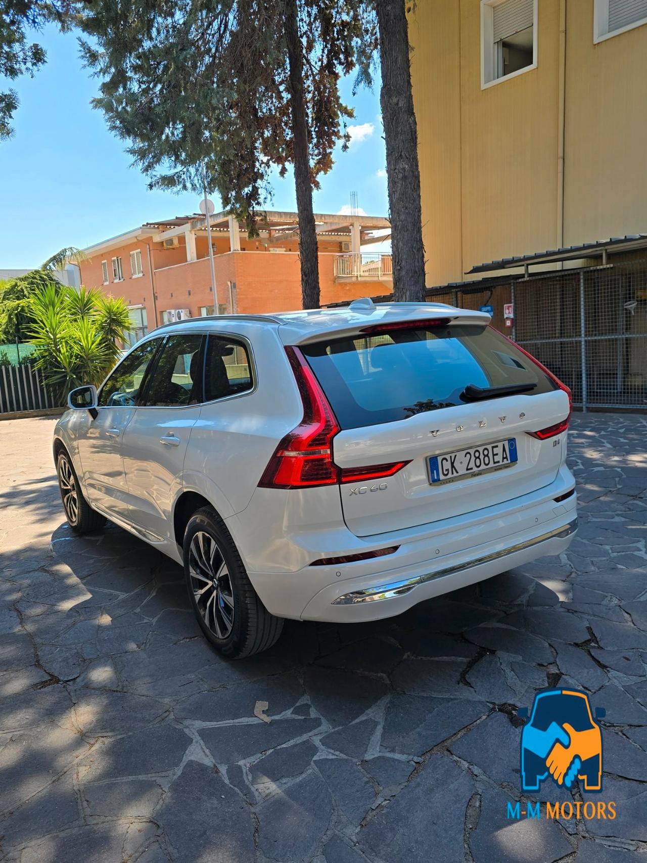 VOLVO XC60 N1 2.0 B4 d Plus Bright awd auto