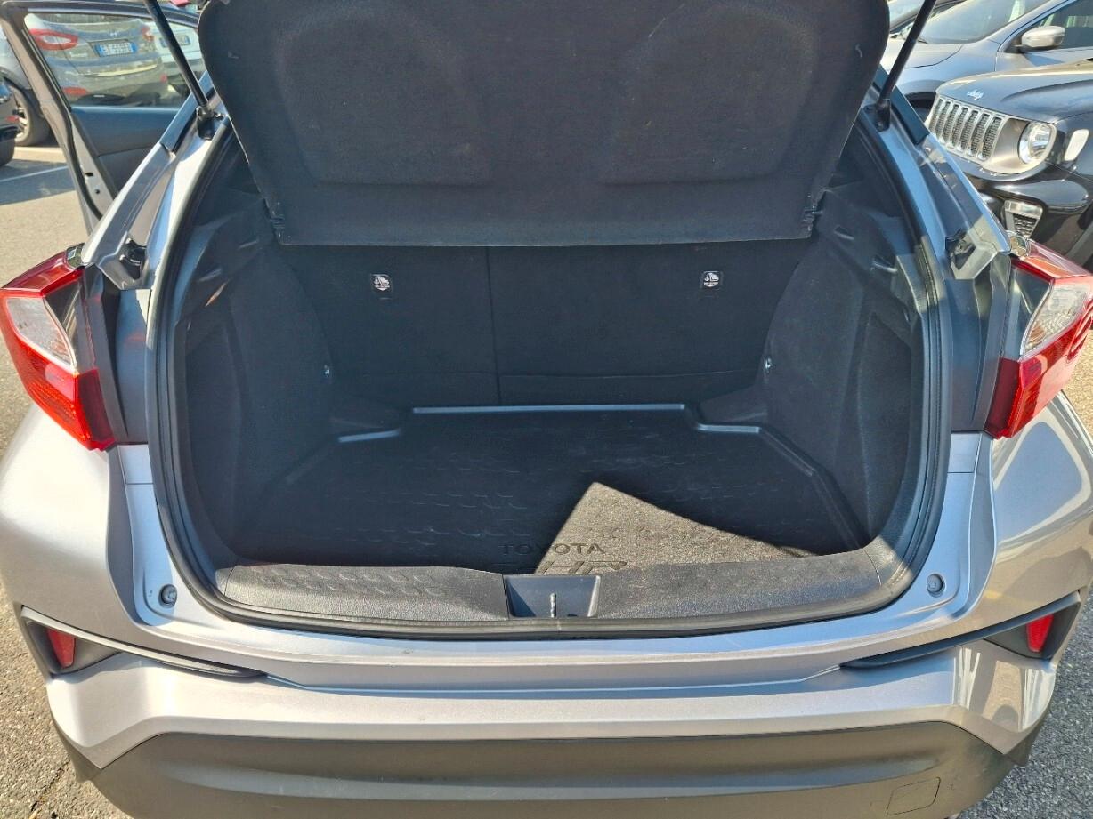 Toyota C-HR 1.8 Hybrid E-CVT Trend