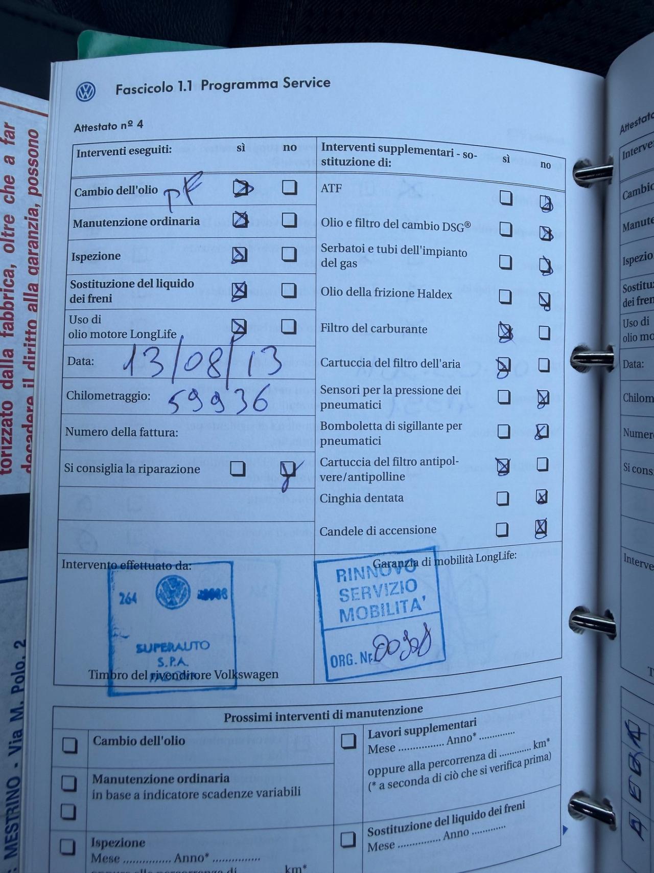 Volkswagen Golf 1,6 benzina km 120,000 ok neopatentati ! ! B