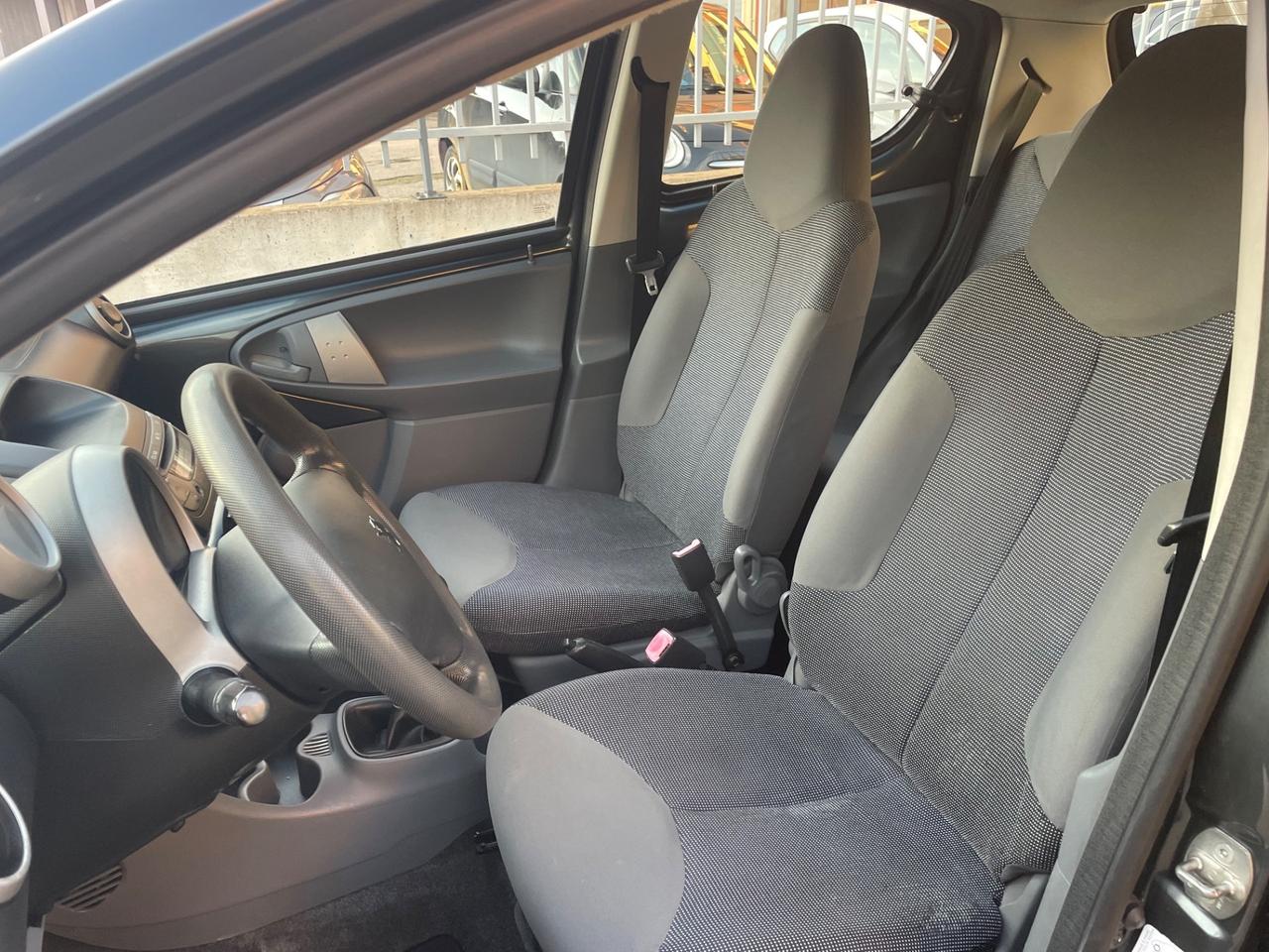 Peugeot 107 1.0 68CV 5p. Sweet Years