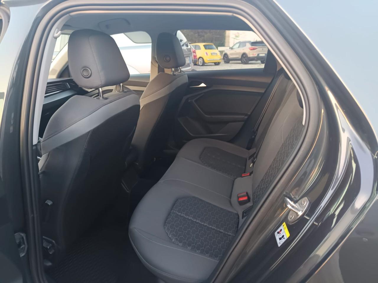 Audi A1 SPB 25 TFSI Sport Tua a 296€/Mese