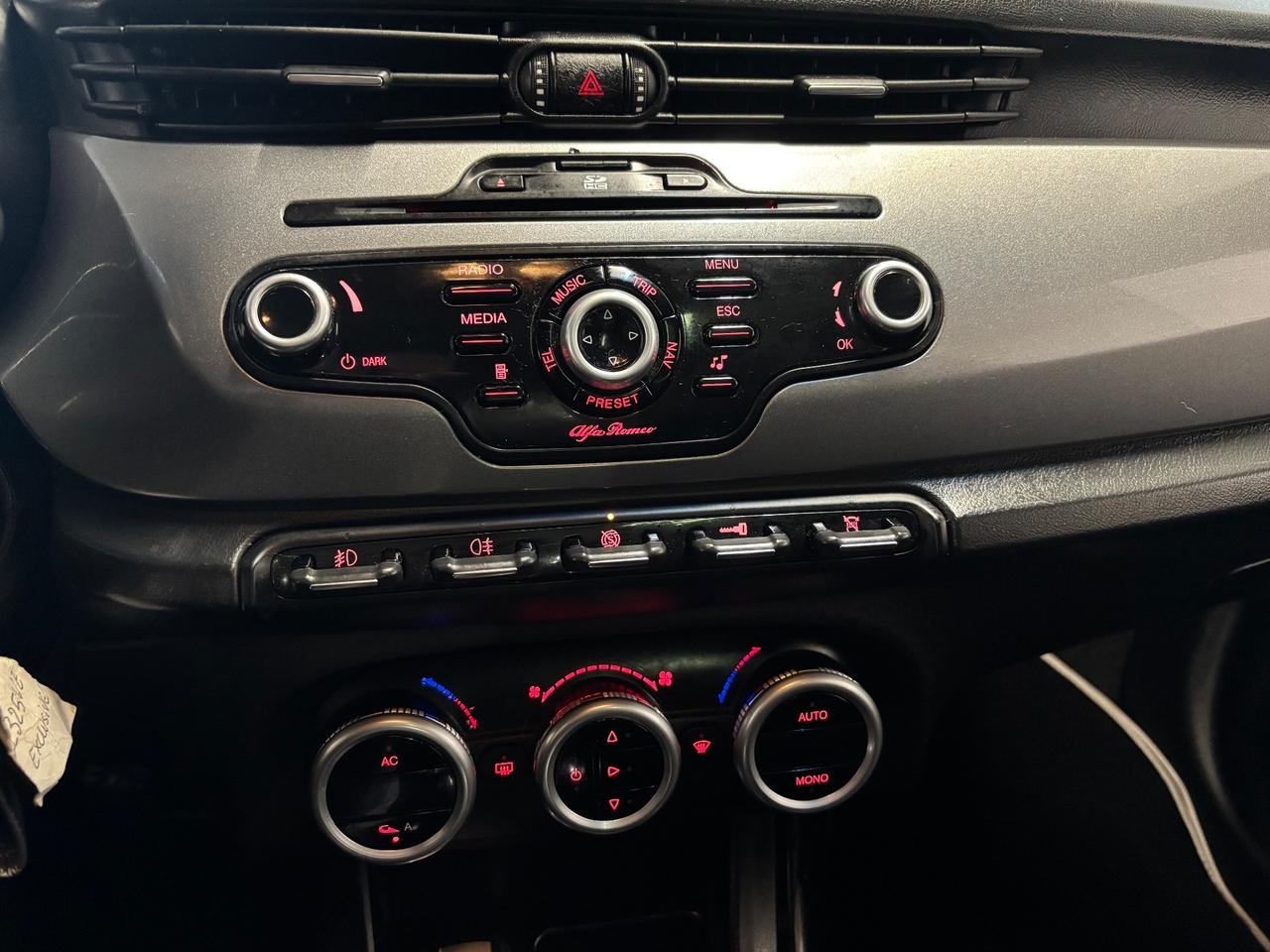 Alfa Romeo Giulietta 1.6 JTDm-2 PELLE|TETTO