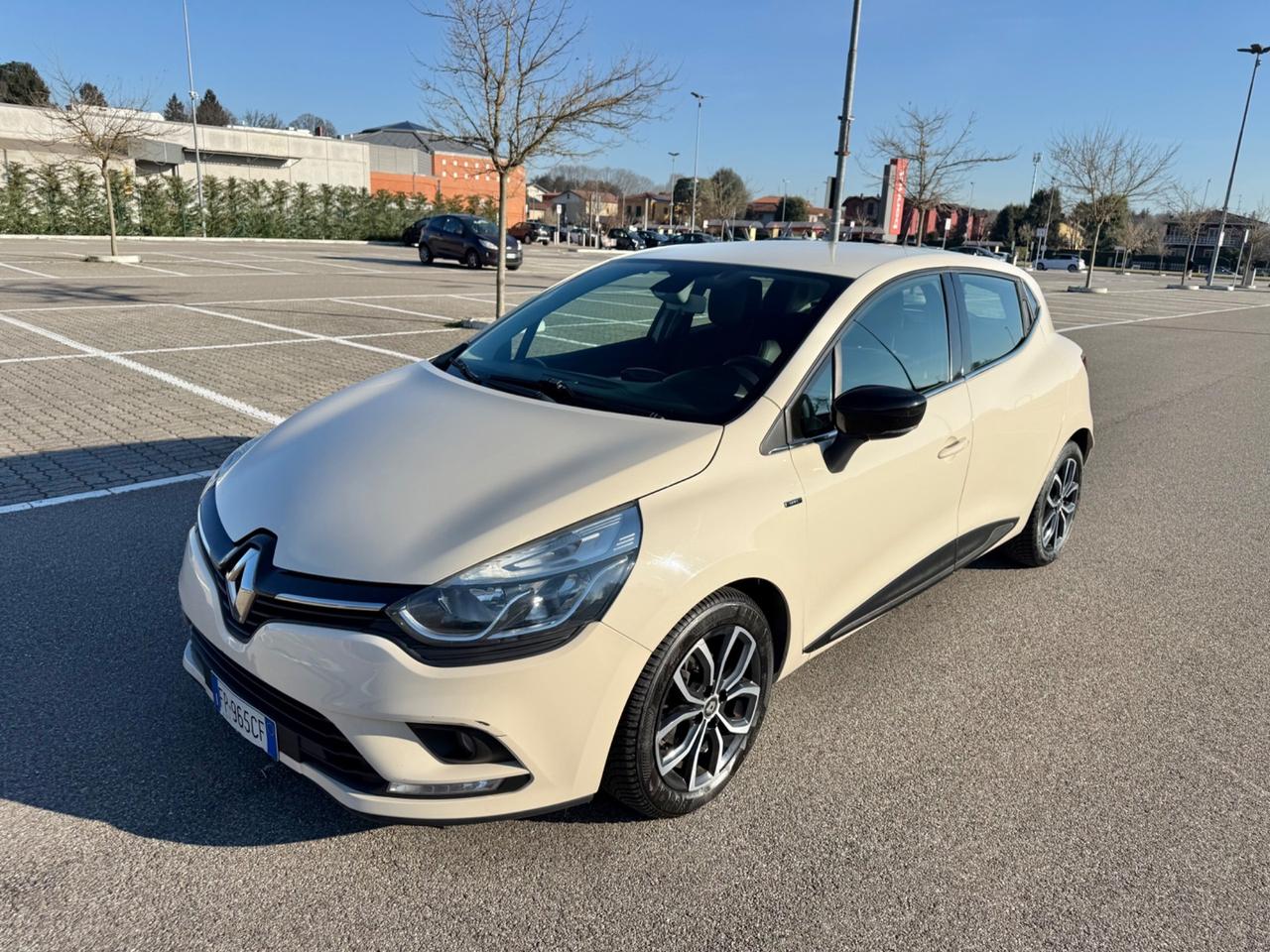 Renault Clio dCi 8V 90CV EDC Start&Stop 5P*Navi