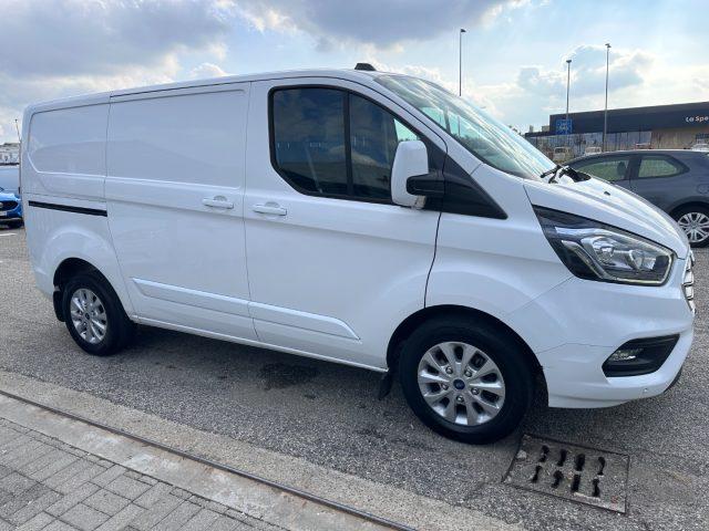 FORD Transit Custom 2.0 EcoBlue Hybrid 130 CV Titanium