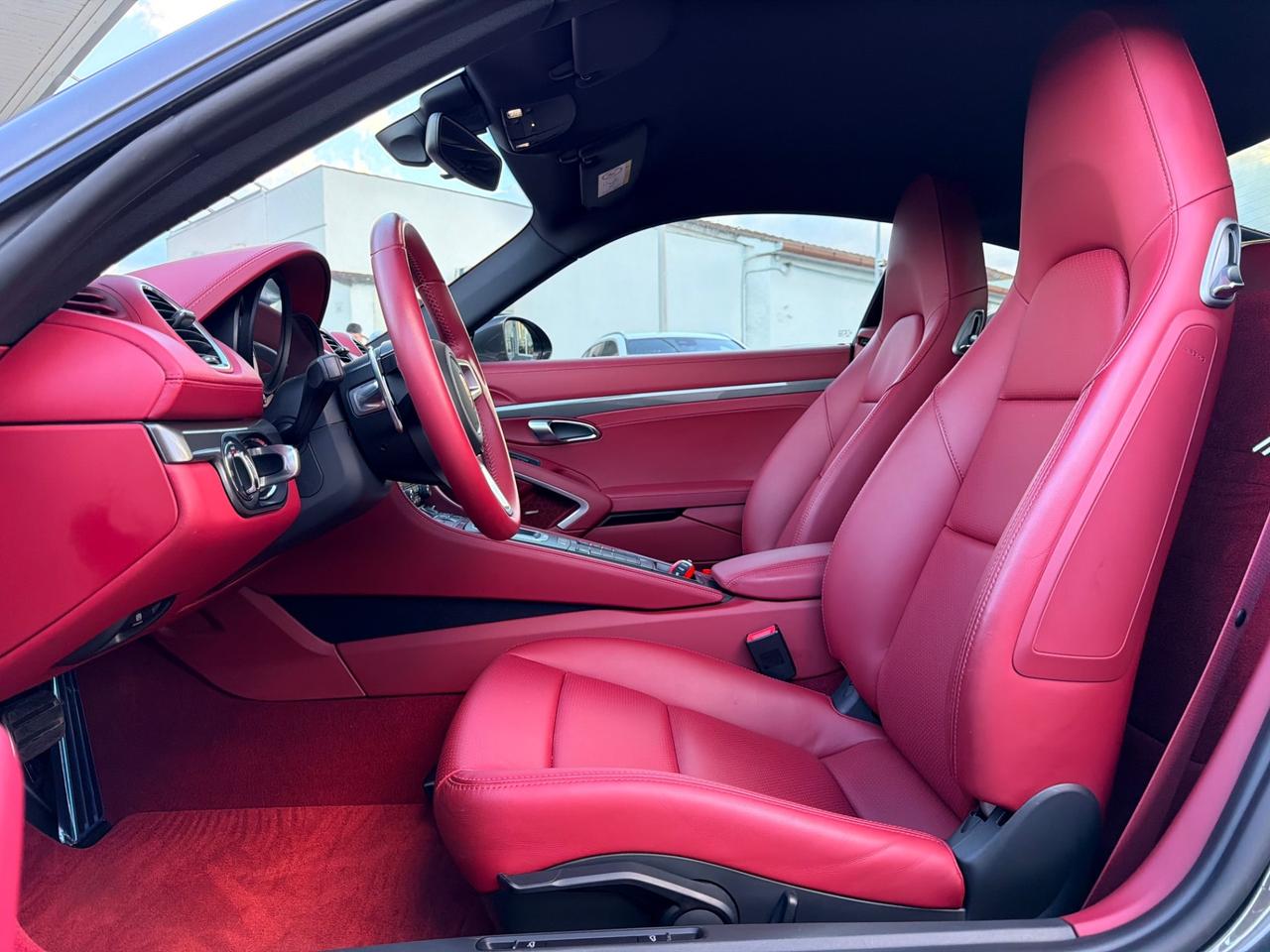 Porsche 718 Spyder Cayman 2.0 300cv uni pro ita