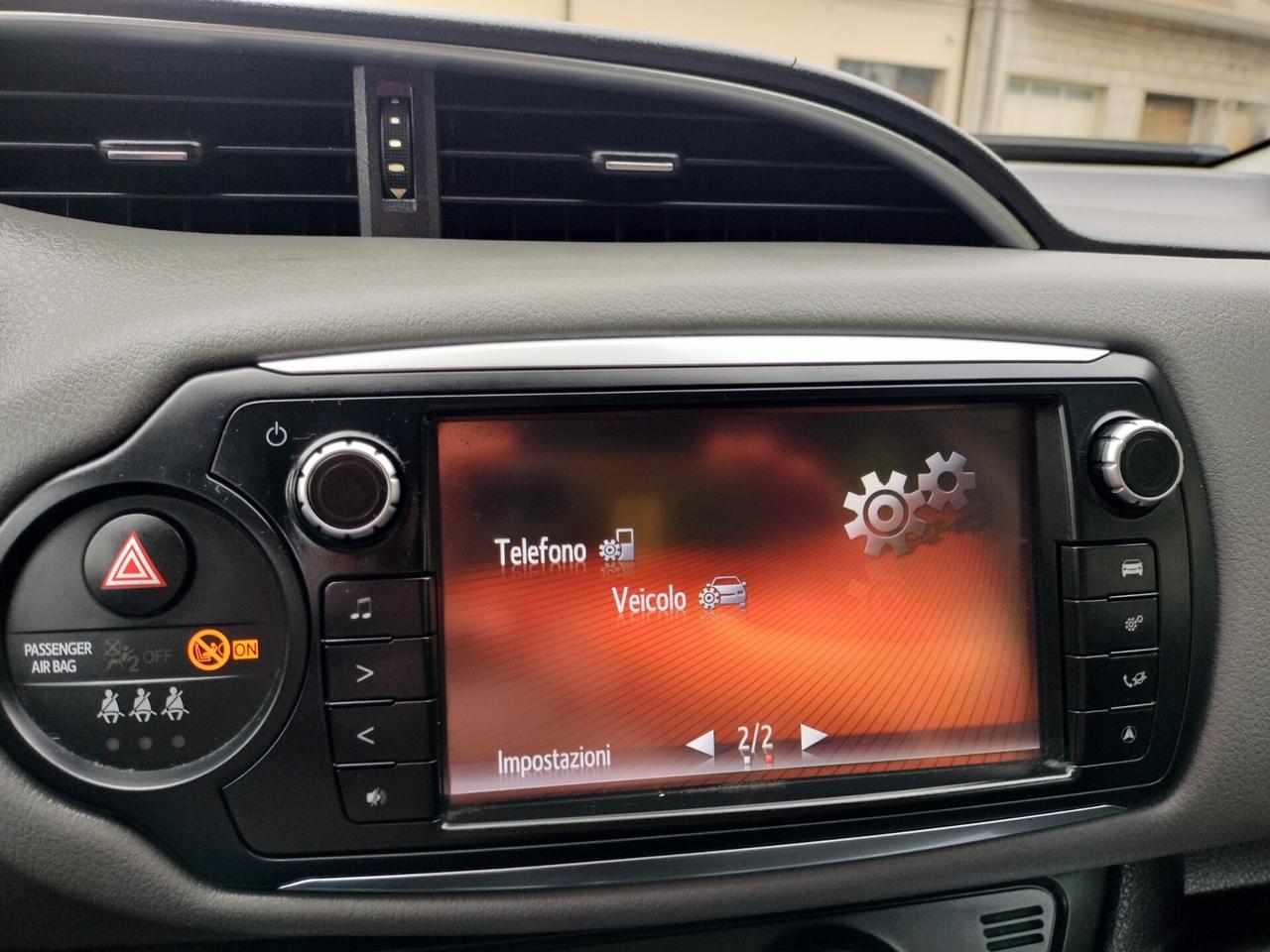 Toyota Yaris 1.0 5 porte Lounge benzina GPL