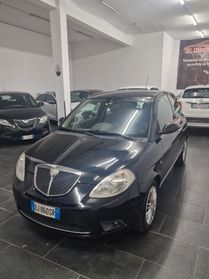 Lancia Ypsilon 1.2 Argento