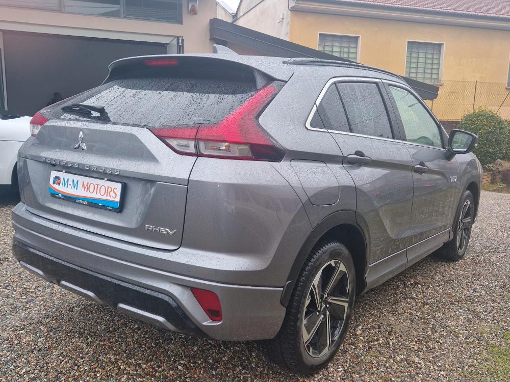Mitsubishi Eclipse Cross 2.4 phev Diamond sda navi s-awc