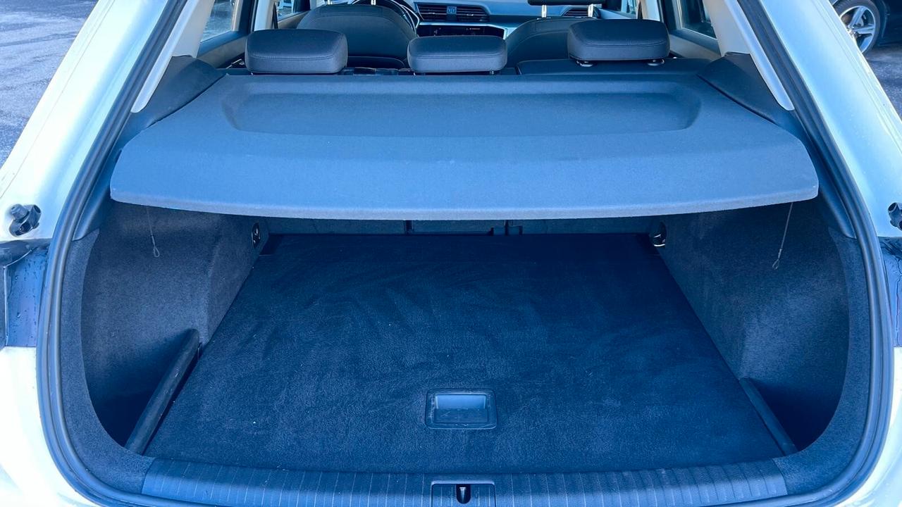 Audi Q3 2.0 TDI 150 CV S tronic Business