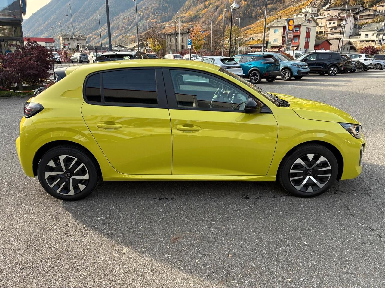 Peugeot 208 1.2 puretech Business s&s 100cv