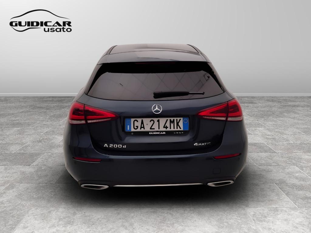 Mercedes-Benz Classe A - W177 2018 - A 200 d Sport 4matic auto