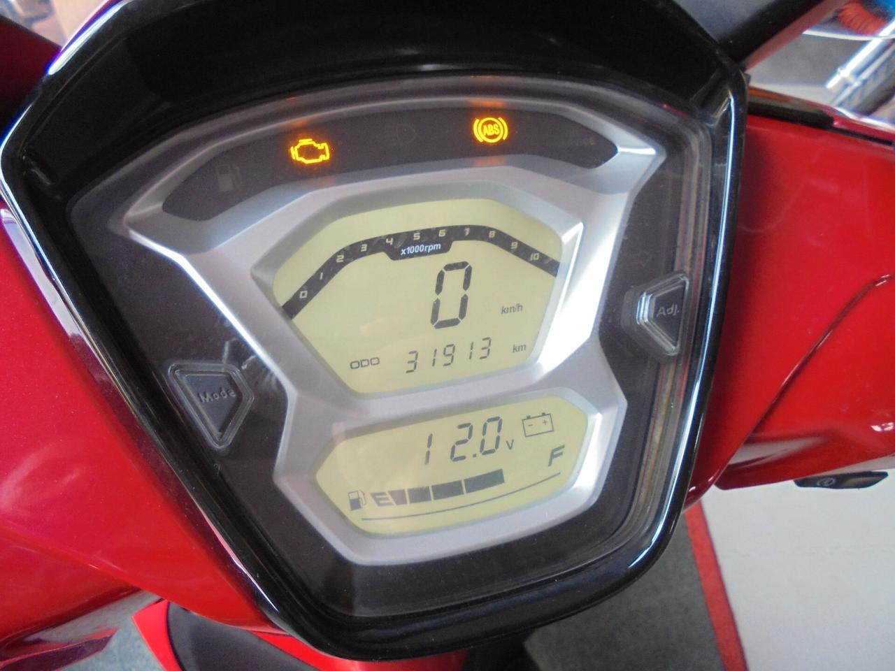 Kymco People 125 ABS