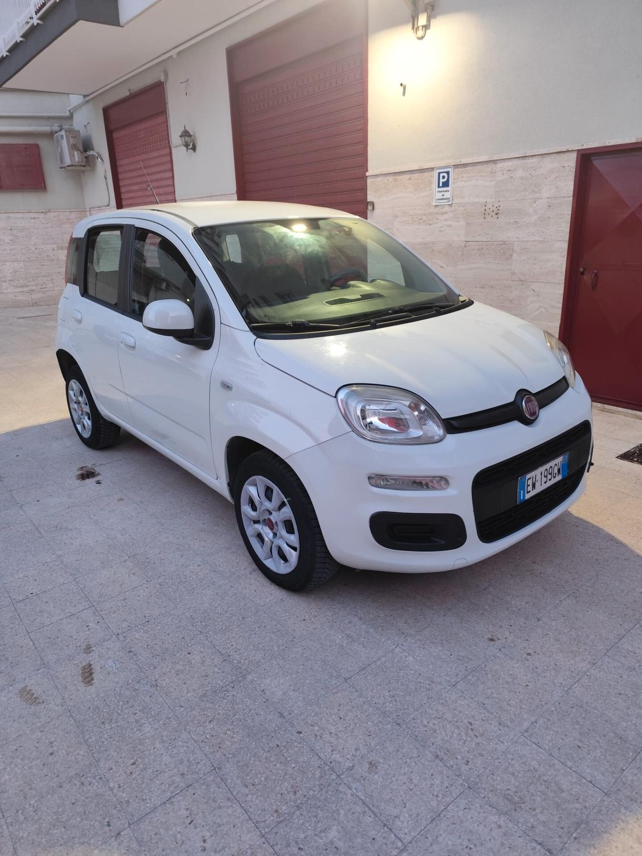 Fiat Panda 0.9 TwinAir Turbo Natural Power Lounge