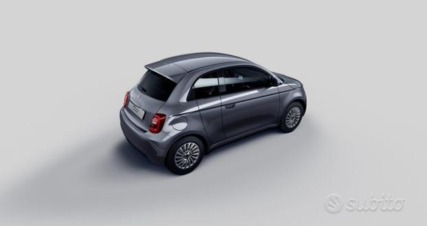 FIAT 500 Berlina 3 + 1 42 kWh 310 km