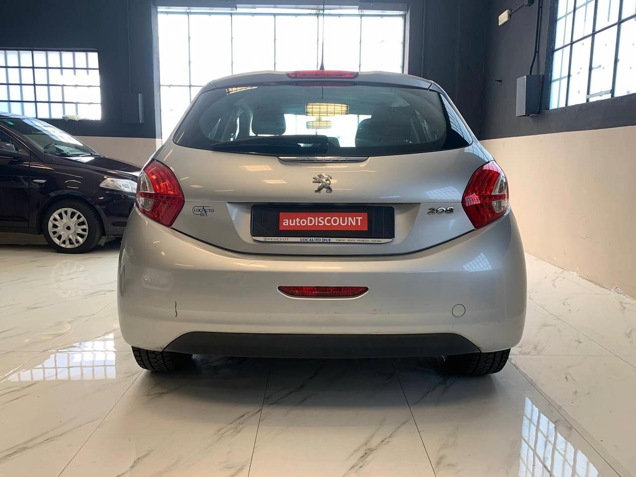 Peugeot 208 1.4 HDi 68 CV 5 porte Allure