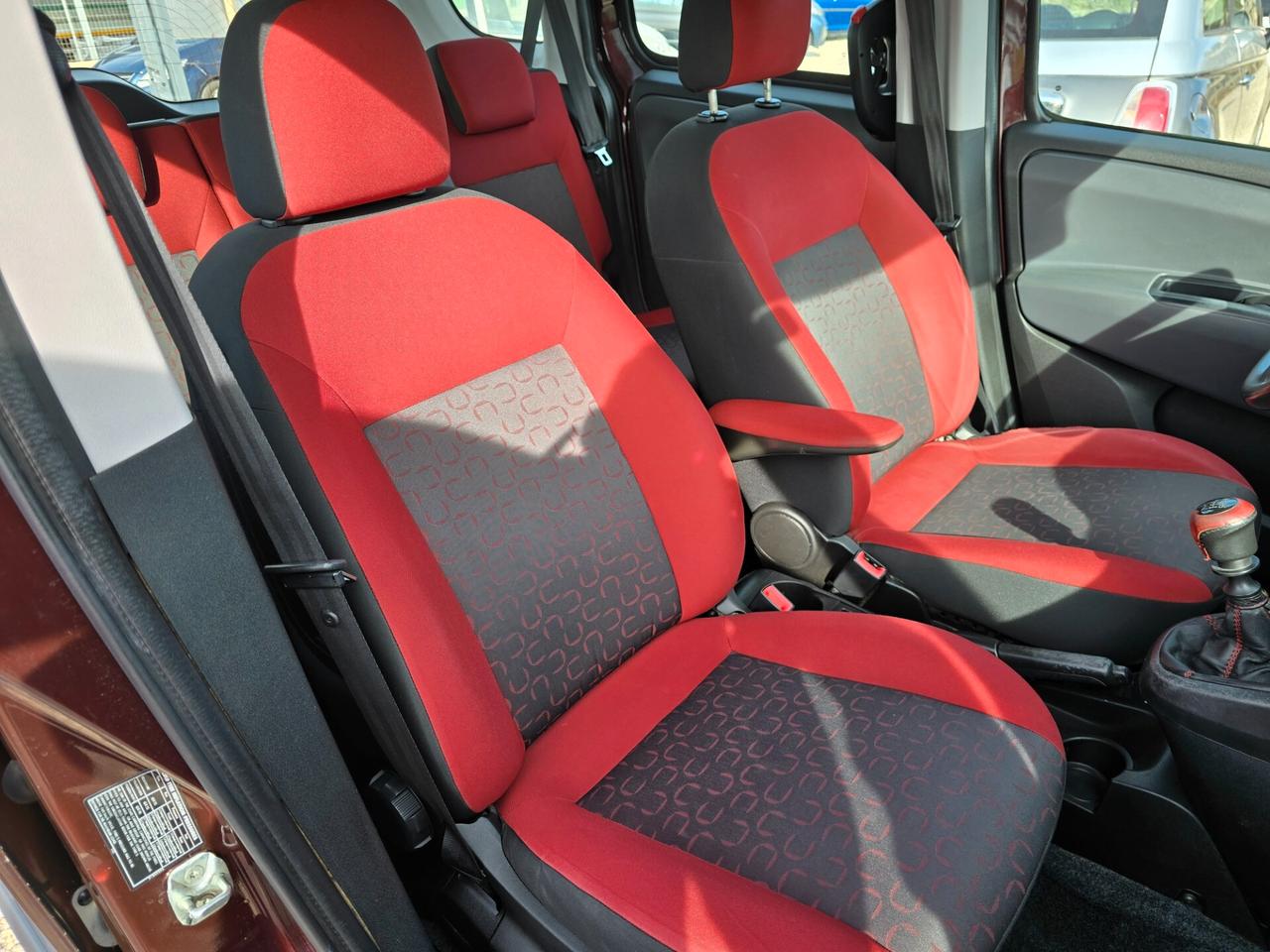 Fiat Doblo Doblò 5 posti