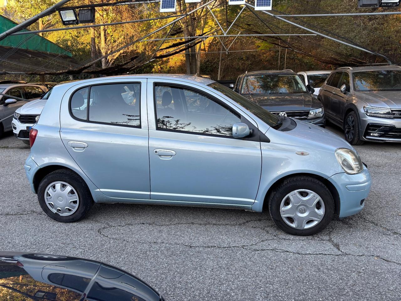 Toyota Yaris 1.0 5 porte OK NEOPATENTATI