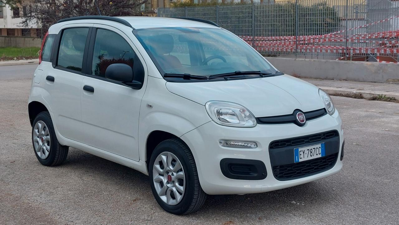 Fiat Panda 0.9 TwinAir Turbo Natural Power Lounge